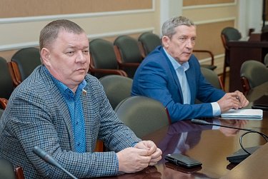 Новый год без фейерверков, но с подарками